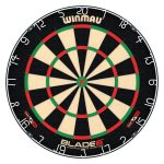 Darts tábla Winmau Blade 6 falvédővel, két szett nyíllal, startvonallal, kiszállóval