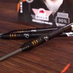 Darts szett Bull's steel Dirk van Duijvenbode E2 24g, 90% wolfrám