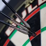 Darts szett steel Bull's Bronzo Novo 22g, 90% wolfrám
